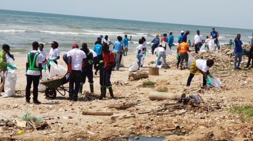 Beach clean up to mark UN Day 2019